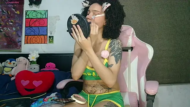 bettyboo2801 online show from 07-16-26, 04:42