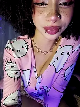 Snapshot of bettyboo2801 chatting on 02-22-26, 02:36 bettyboo2801 online show from 02-22-26, 02:36