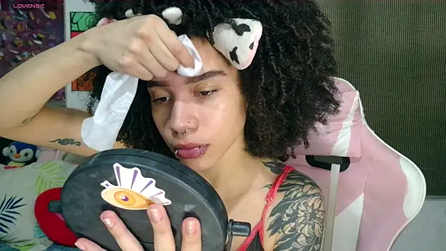 bettyboo2801 online show from 06-25-26, 03:48