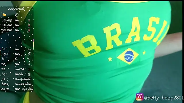 Snapshot of bettyboo2801 chatting on 02-08-26, 04:21 bettyboo2801 online show from 02-08-26, 04:21