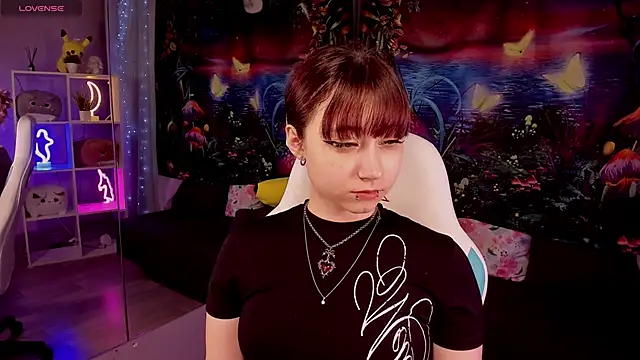 ClaraParks online show from 03-28-26, 07:04