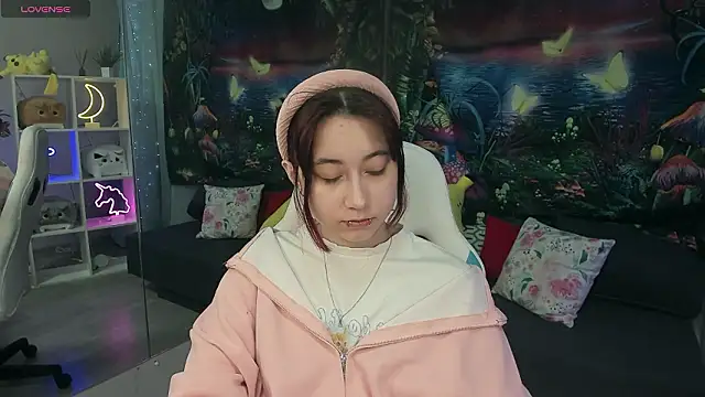 ClaraParks online show from 02-04-26, 08:26