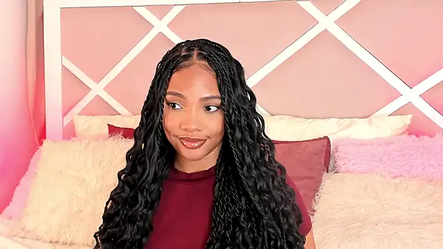 CarolinaSommerr online show from 05-01-26, 12:15