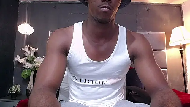 Snapshot of blackbignude chatting on 09-18-25, 01:30 blackbignude online show from 09-18-25, 01:30