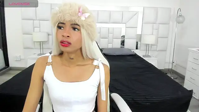 Dahlia Moss online show from 11-27-25, 04:02