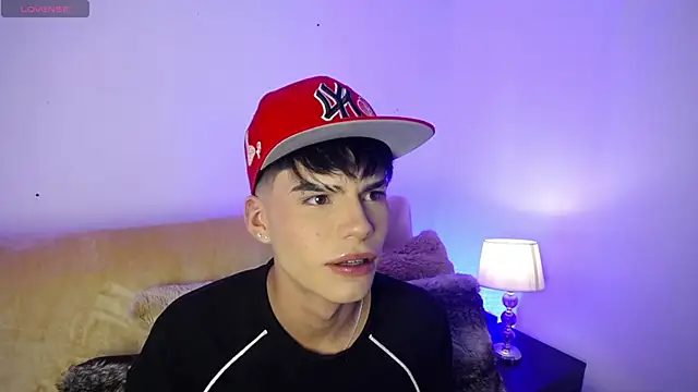 Dulcey  online show from 09-24-25, 04:08