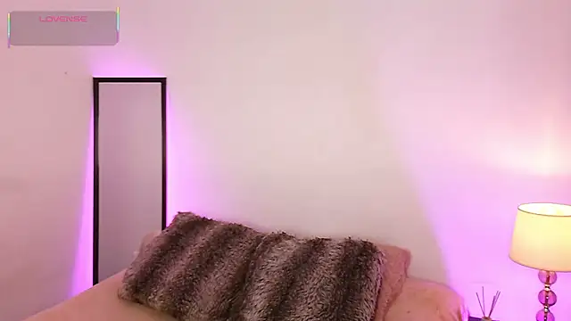 Dulcey  online show from 02-04-26, 05:46