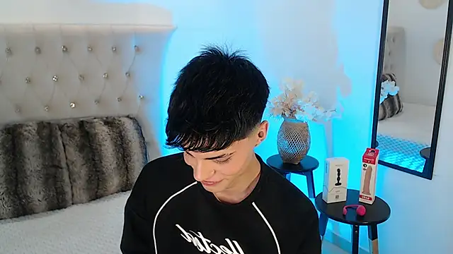 Dulcey  online show from 09-10-25, 04:22