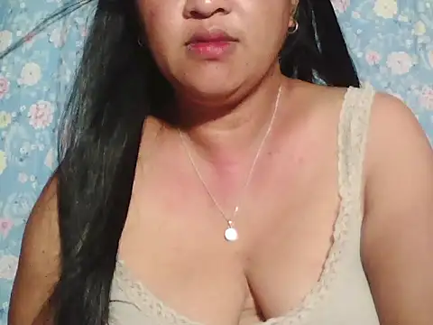 hotolivia34 online show from 11-27-25, 01:55