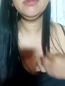 hotolivia34 online show from 10-21-25, 06:29