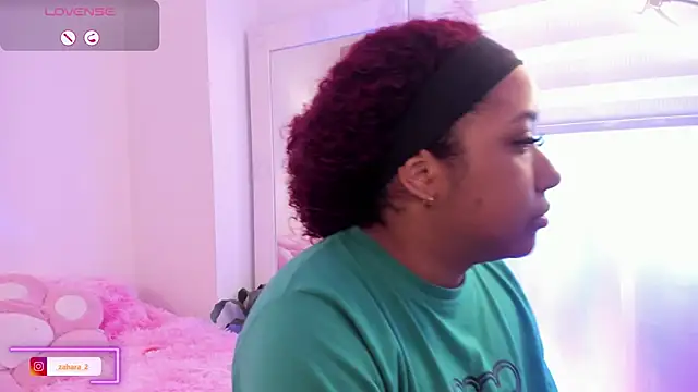 Snapshot of _Zahara_ chatting on 10-09-25, 07:58 Zahara online show from 10-09-25, 07:58