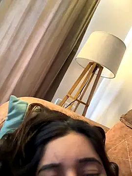 desitease online show from 11-12-25, 10:08