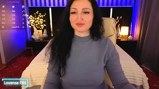 MissRossi online show from 12-18-25, 08:01