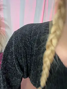 Miaa rosses3 online show from 03-21-26, 11:25