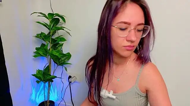 EvaBllake online show from 03-26-26, 06:11