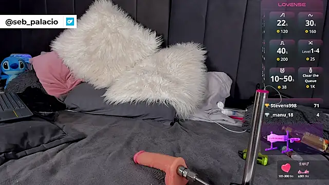 Snapshot of sebas_palacioo chatting on 09-18-25, 04:21 sebas palacioo online show from 09-18-25, 04:21