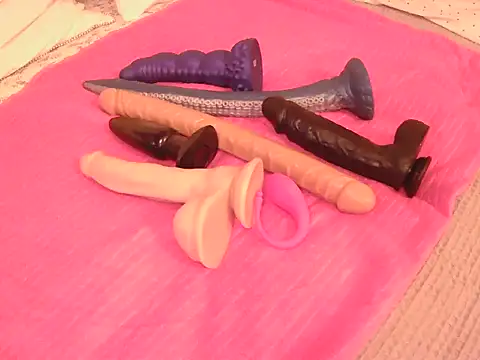 kimTgirl online show from 01-17-26, 12:09