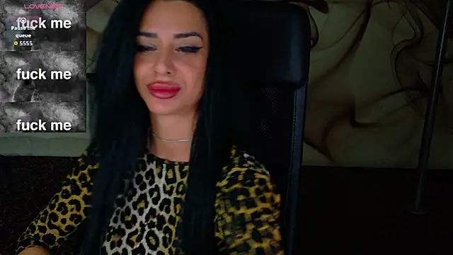 NaomiScarlet online show from 10-28-25, 05:45