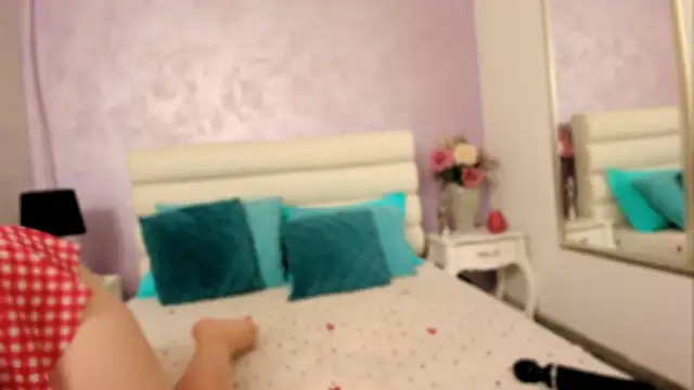 SweetySasha18 online show from 11-10-25, 06:24