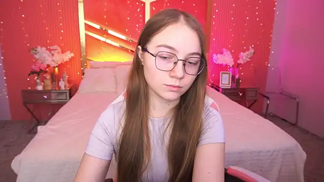 ArrinaWairr online show from 02-25-26, 08:58