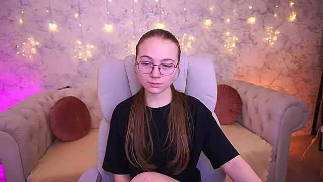 ArrinaWairr online show from 02-23-26, 08:48