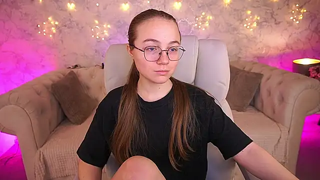 ArrinaWairr online show from 03-19-26, 07:30