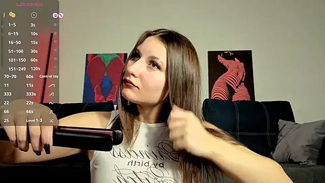 Snapshot of TrixiBell chatting on 02-03-26, 06:40 TrixiBell online show from 02-03-26, 06:40