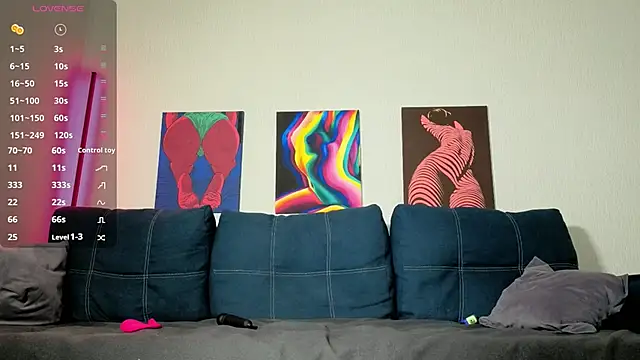 Snapshot of TrixiBell chatting on 02-27-26, 06:46 TrixiBell online show from 02-27-26, 06:46