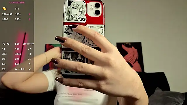 Snapshot of TrixiBell chatting on 02-26-26, 04:01 TrixiBell online show from 02-26-26, 04:01