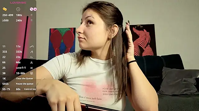 TrixiBell online show from 04-03-26, 04:52