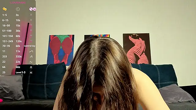 Snapshot of TrixiBell chatting on 02-18-26, 06:11 TrixiBell online show from 02-18-26, 06:11