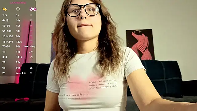 TrixiBell online show from 10-22-25, 04:45