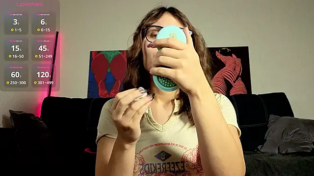 TrixiBell online show from 11-11-25, 04:29