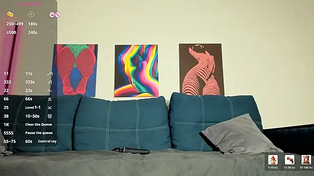 TrixiBell online show from 04-07-26, 04:03