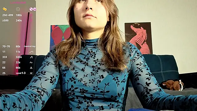 TrixiBell online show from 10-21-25, 05:07