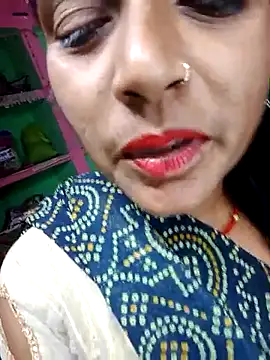 Cutreet online show from 09-19-25, 04:22