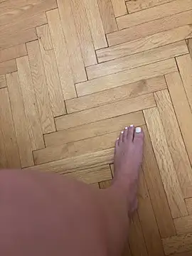 NellyExtraa online show from 02-08-26, 06:49