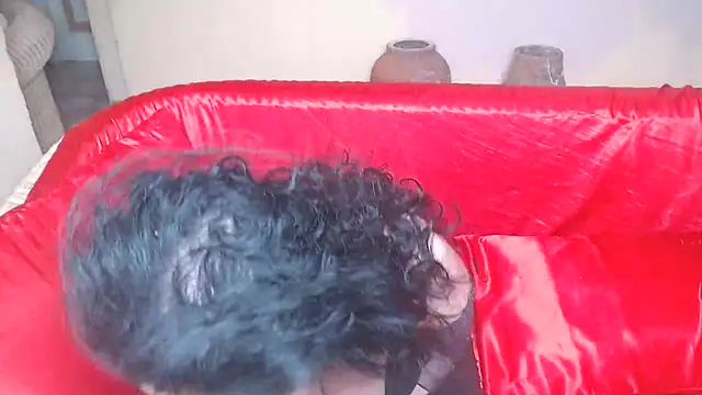 Ambra  online show from 11-18-25, 04:10