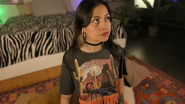 Snapshot of anne_dh chatting on 10-06-25, 10:21 anne dh online show from 10-06-25, 10:21