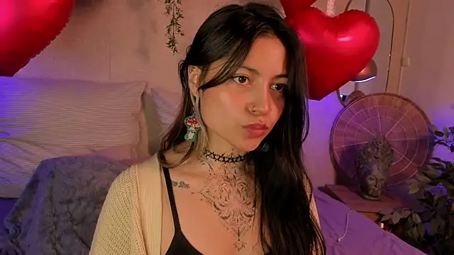 Snapshot of anne_dh chatting on 02-15-26, 09:36 anne dh online show from 02-15-26, 09:36