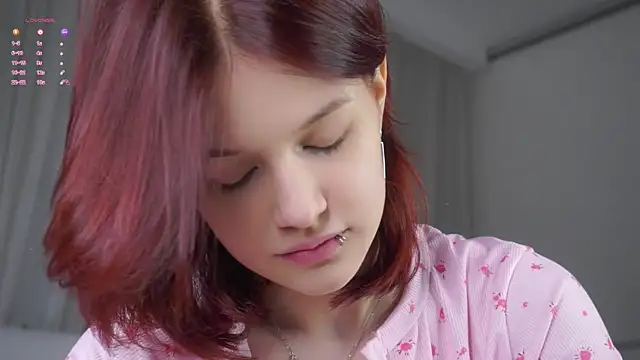 BlytheBenny online show from 04-05-26, 01:12