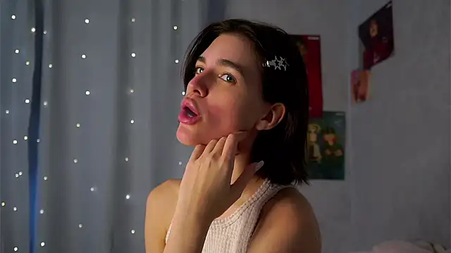 EleneButton online show from 01-15-26, 05:22