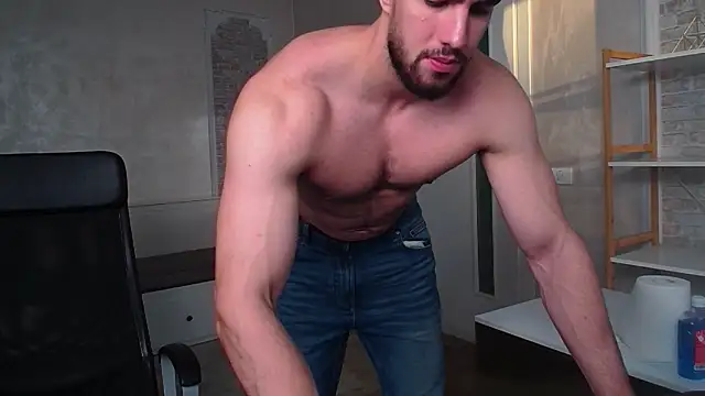 IvanHydee online show from 10-29-25, 05:39