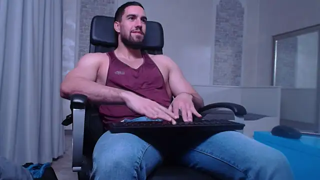 IvanHydee online show from 10-06-25, 04:46