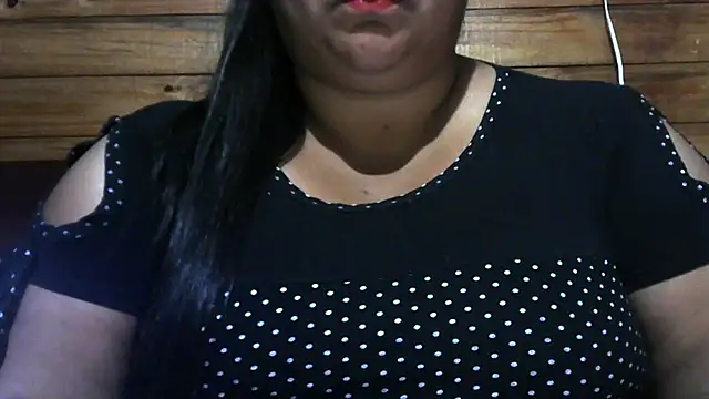 Snapshot of MARRENTINHA34 chatting on 02-20-26, 01:13 MARRENTINHA34 online show from 02-20-26, 01:13