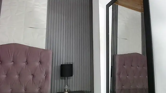 Bonnali lune online show from 02-27-26, 04:01