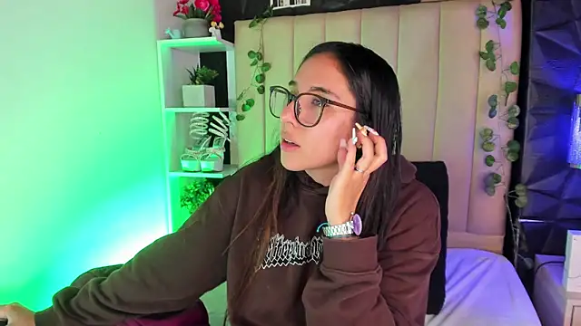 Bonnali lune online show from 02-05-26, 10:05