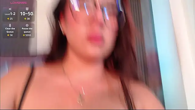 Bonnali lune online show from 11-12-25, 10:02