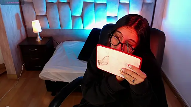 Bonnali lune online show from 02-15-26, 12:59