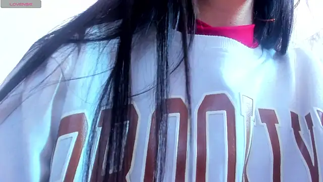 Snapshot of Sheilly_brown chatting on 01-10-26, 08:09 Sheilly brown online show from 01-10-26, 08:09